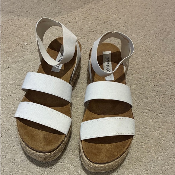 Steve Madden Shoes - Steve Madden Kimmie White Espadrille Sandals 👵MT